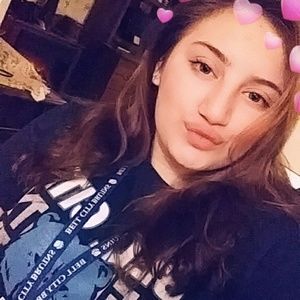 Meet your Posher, Makenzie